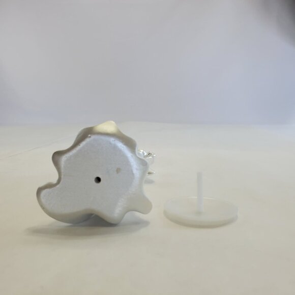 Wilton Wedding Cake Topper The First Kiss Bride Groom Pearl Off White - Picture 6 of 10